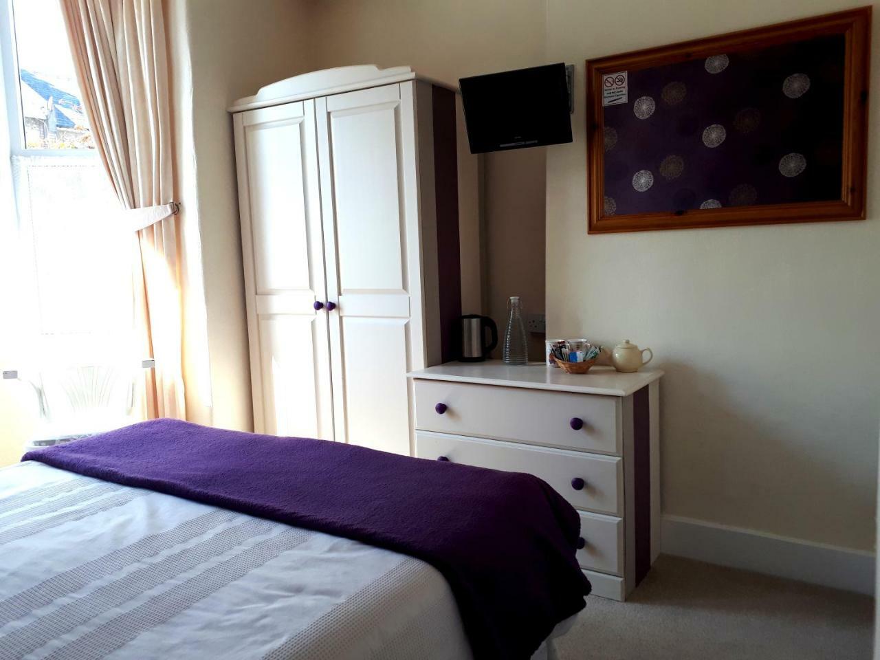 Abberley Guest House Торки Екстериор снимка